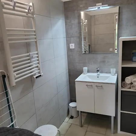 Dans En Rez De Jardin Apartment Hyeres