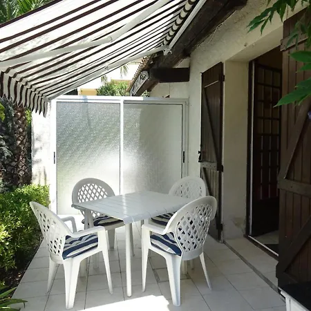 Dans En Rez De Jardin *