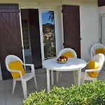 Dans En Rez De Jardin