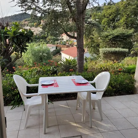 Dans En Rez De Jardin Apartmán